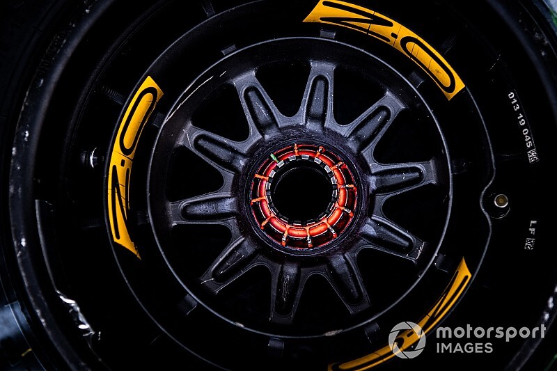 Újabb képek érkeztek az F1-es helyszínről Szingapúrból