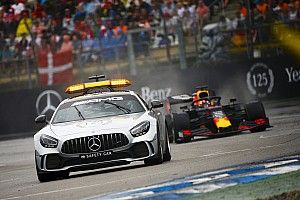 Verstappen nem beszél arról, hogy jobb lenne, mint Hamilton