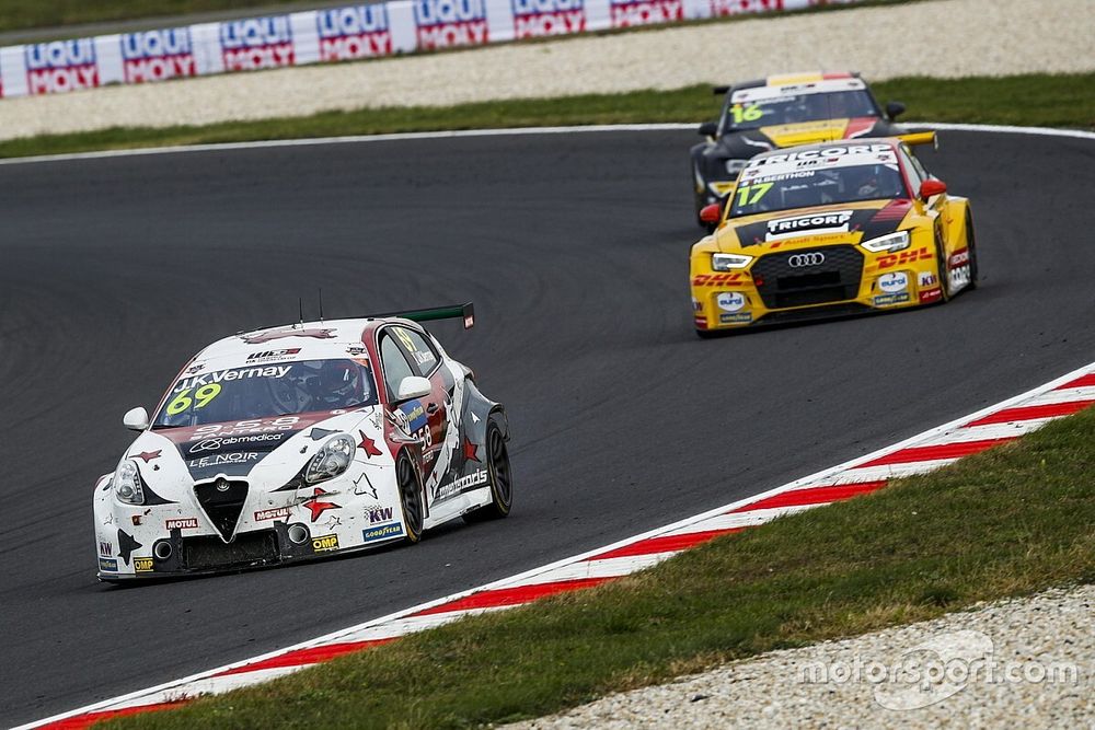 Alfa Romeo: altro podio per Vernay e allungo nel WTCR Trophy