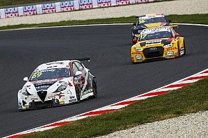 Alfa Romeo: altro podio per Vernay e allungo nel WTCR Trophy