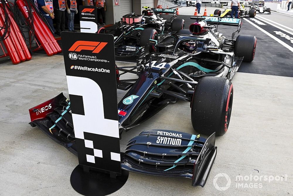 Hamilton: "Va a ser difícil ganar la carrera, perderé puestos en la salida"