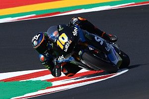 Festejo de Marini en Misano con Moto2