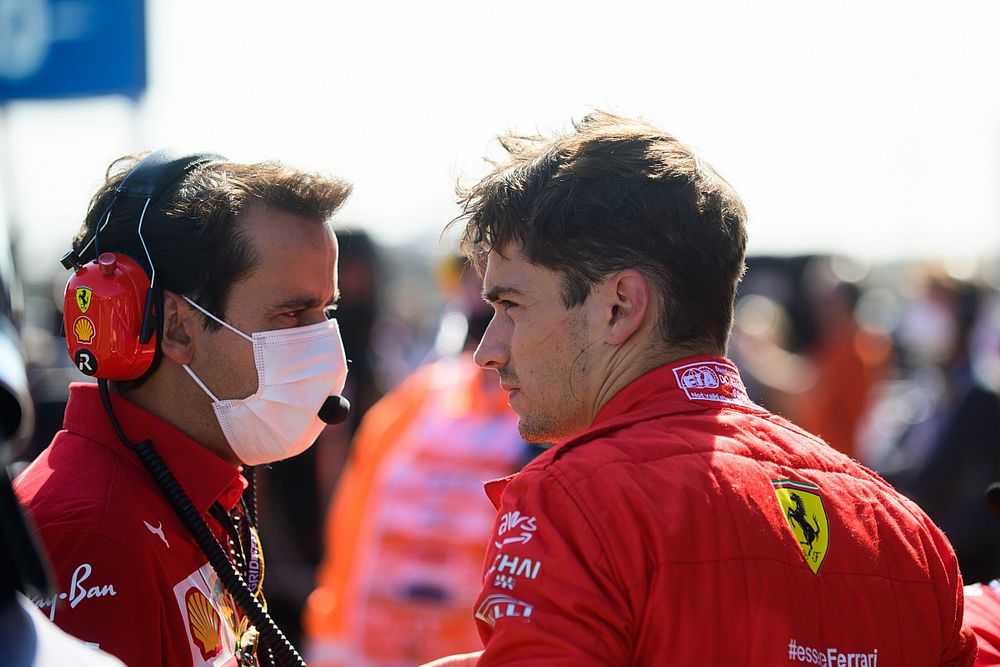 Charles Leclerc különleges monzai sisakfestése - fotó