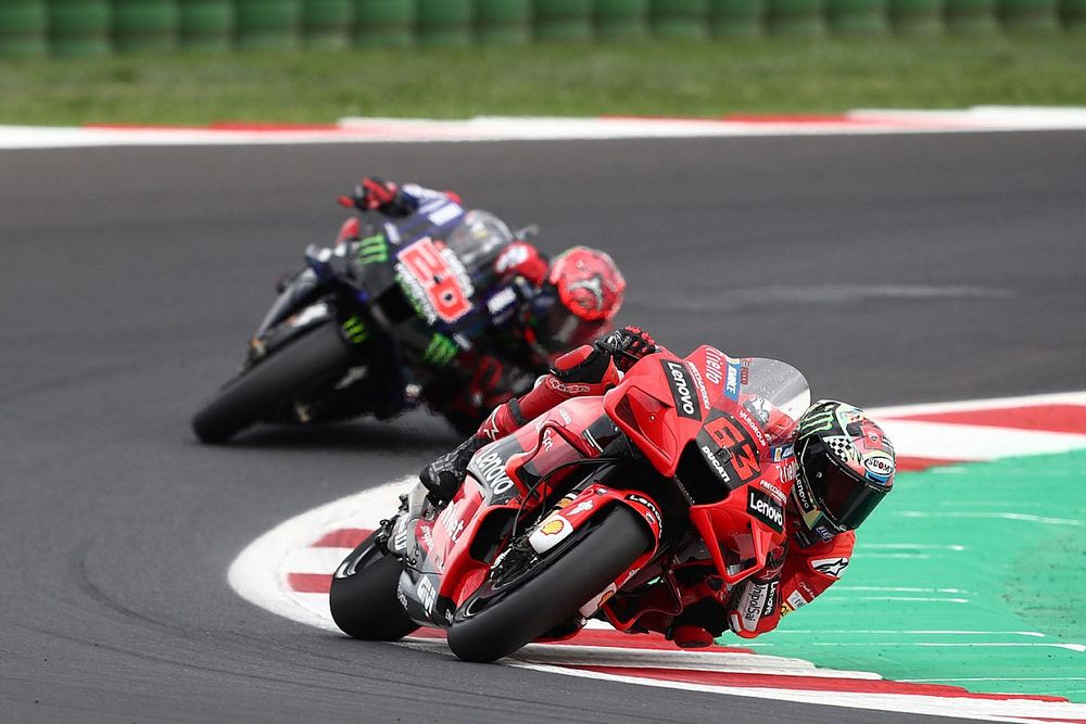 Ducati voit le titre "difficile mais pas impossible"