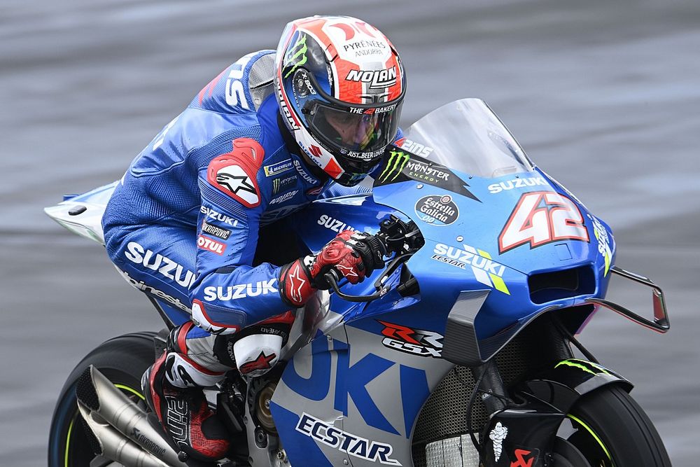 Rins: “Maverick estaba en una situación límite con Yamaha”