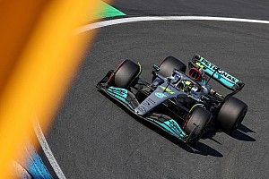 Hamilton: Change in Mercedes F1 car performance "like a mood swing"
