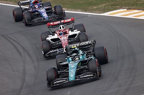 Феттель остался недоволен машинами 2022 года. FIA ему ответила
