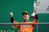 Другович выиграл гонку Ф2 в Зандфорте и почти стал чемпионом