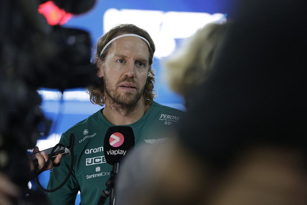 Vettel a sprintekről: ez csak egy újabb módja annak, hogy pénzt keressenek