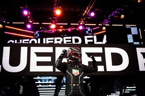 Fórmula E Londres: Wehrlein es el nuevo campeón; Nissan y Rowland ganan la carrera