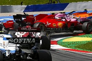 Los Ferrari abandonan el GP de Estiria tras choque entre ambos