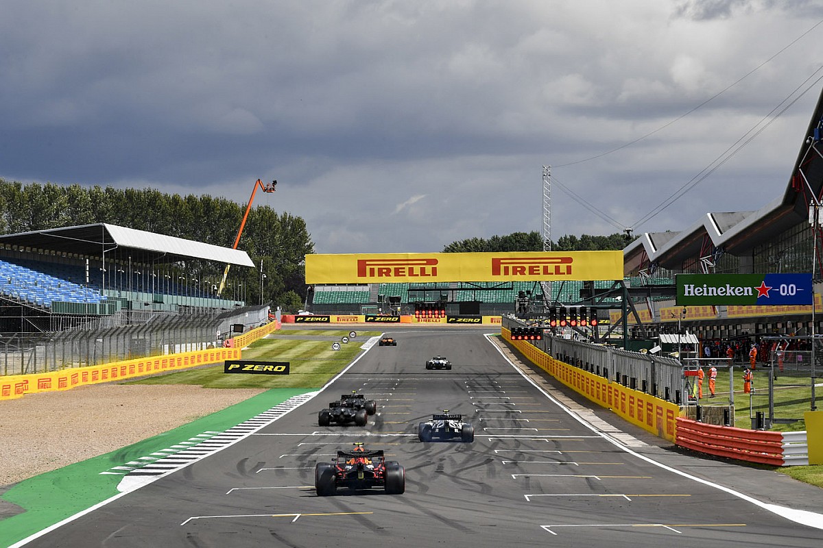 Wieczorne kwalifikacje na Silverstone