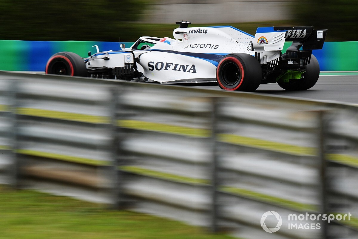 Hihetetlen, amit Russell művel a Williams autójával