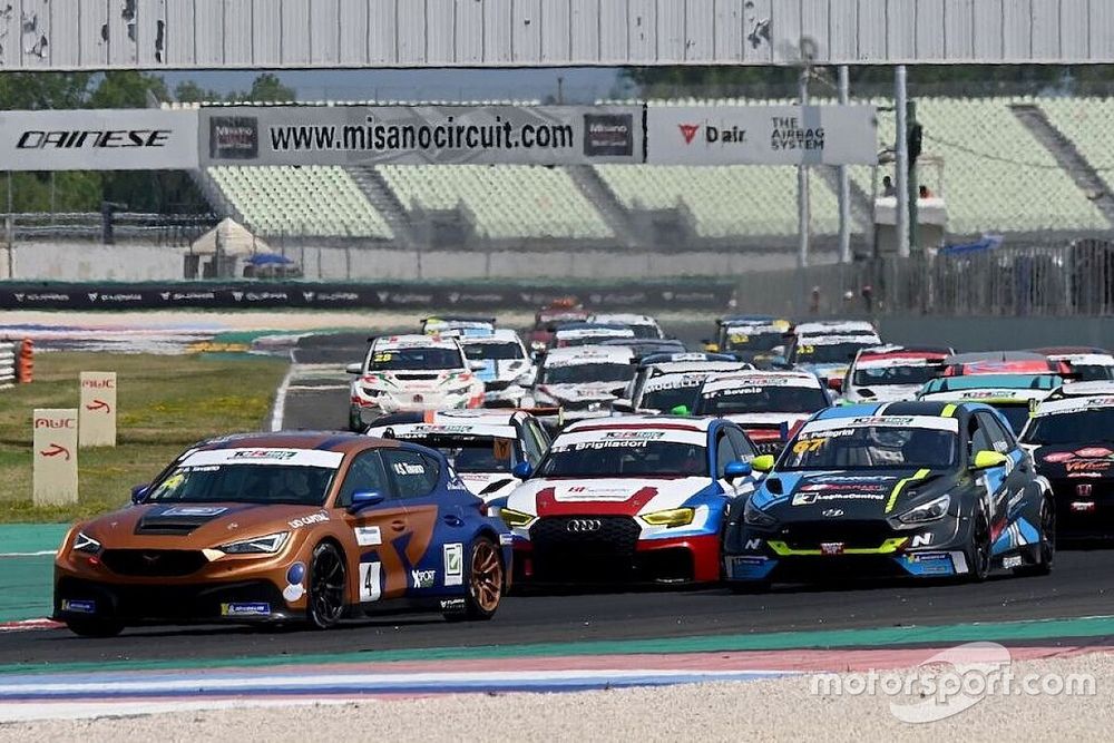 TCR Italy: ad Imola in 4 per un titolo che rischia il sub-judice