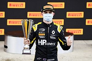 Oscar Piastri passa in F2 sempre con il team Prema
