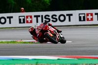 Bagnaia: "Ya es una temporada dif&iacute;cil y la pifiamos en la estrategia"