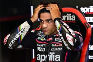 VÍDEO: Martín cai e moto 'sai voando' em acidente no TL2 do GP da Áustria de MotoGP