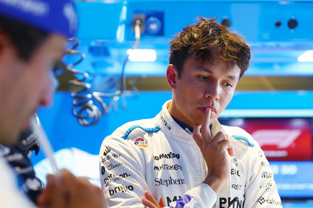 ALEX ALBON選手　サイン　アレックスアルボン選手 ALEX ALBON選手 サイン アレックスアルボン選手 Amazon.co.jp