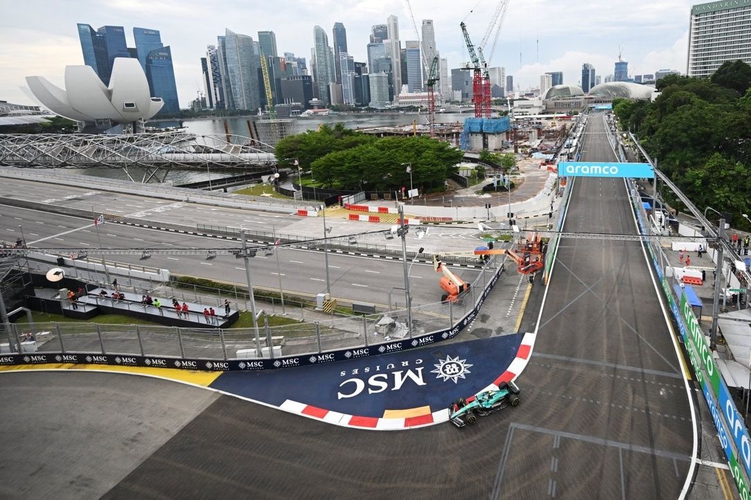 F1 Singapore GP: Alonso tops FP1 from Leclerc, Albon sidelined by brake fire