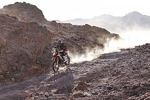 Brabec deelt gigantische tik uit op rampdag voor KTM
