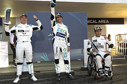 青木拓磨、初EVレースで初表彰台! 初尽くしの活躍で“チーム横浜”の挑戦に弾み