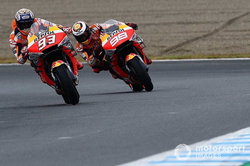 Lorenzo: “No sé si es posible que Honda haga una moto para Marc y otra para mí”
