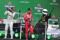 Vettel critica el trofeo y al invitado especial del podio de México