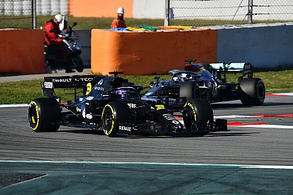 Prost denuncia que la "estúpida" electrificación va a afectar a la F1