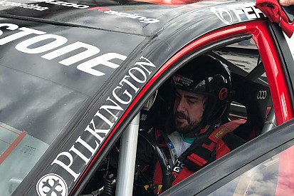 Алонсо провел тесты машины TC2000 в Буэнос-Айресе
