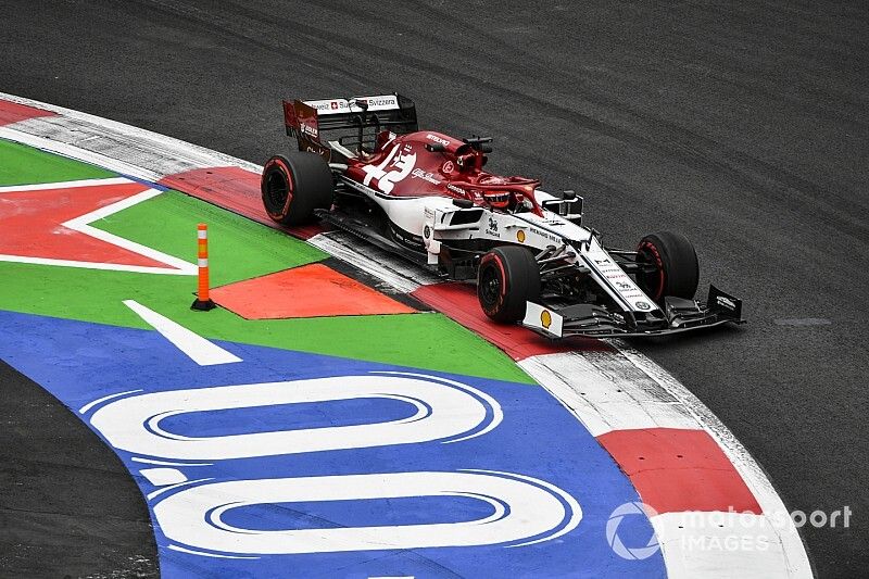 Räikkönen nem esik pánikba az Alfa Romeo formája miatt