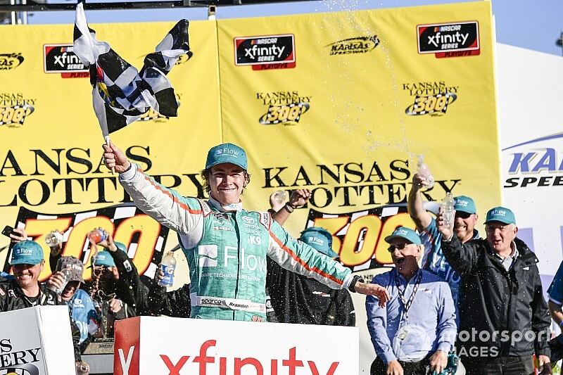 Brandon Jones to remain with JGR's Xfinity program