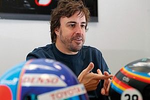 Alonso assina contrato com Renault para voltar à F1 em 2021