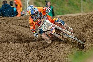 Herlings op koers voor WK-titel na spectaculaire zege