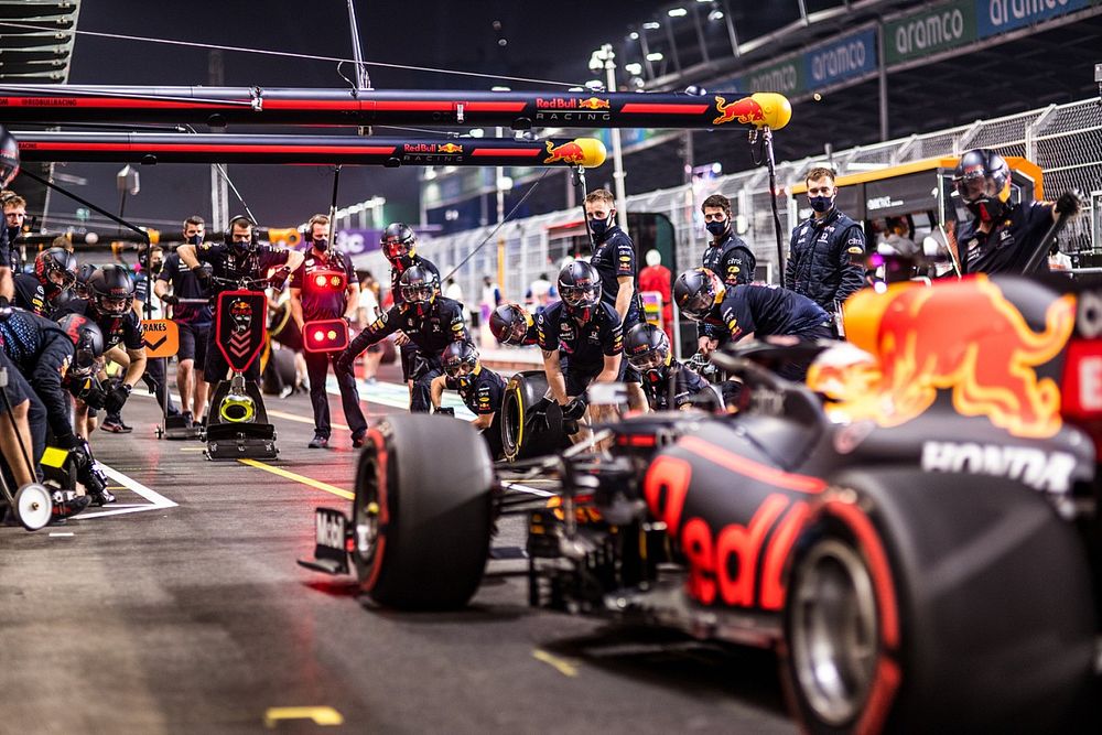 Troostprijs voor Red Bull met snelste pitstop in Saudi-Arabië