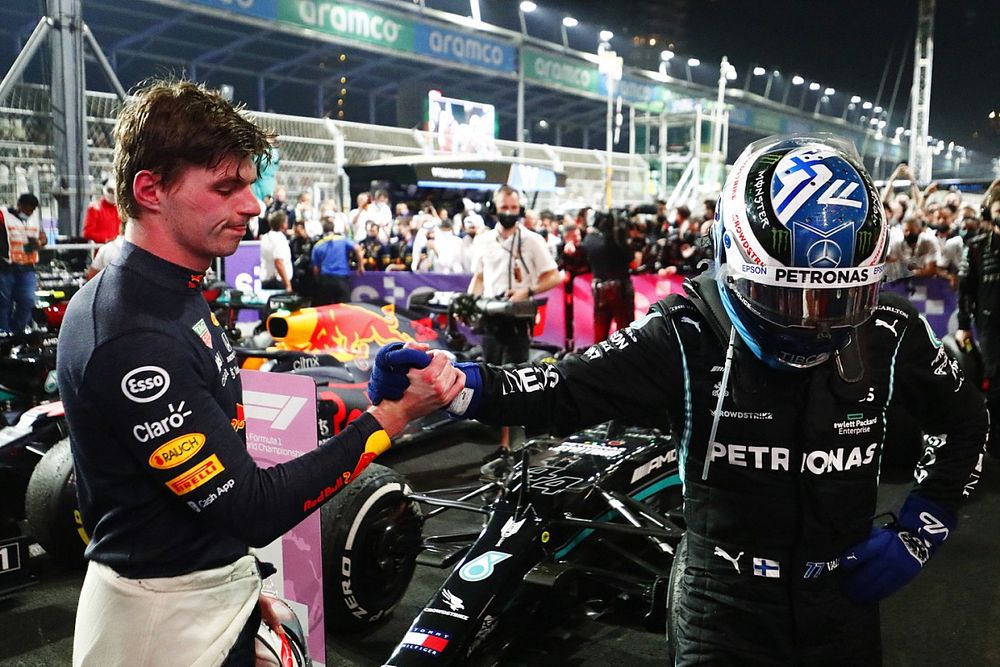 Max Verstappen, Red Bull Racing, 2nd position, and Valtteri Bottas, Mercedes, 3rd position, on the grid