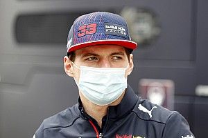 Verstappen Perez mercedeses visszajelzéseiről, illetve az olasz pechsorozatáról nyilatkozott