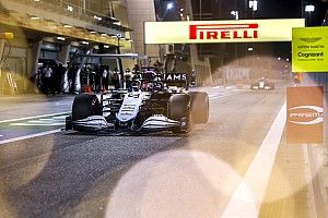 Russell: "La Mercedes è sensibile al vento come la Williams"