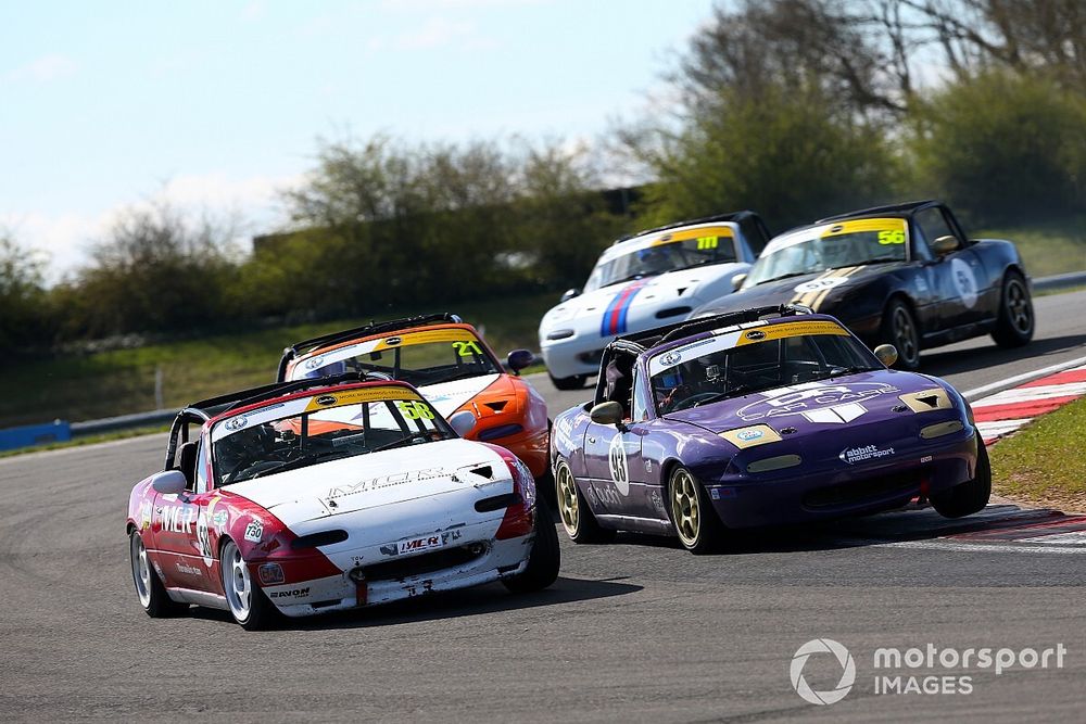 Organisers report strong interest as English racing season begins