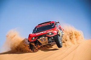 Loeb focuses on development work after eight-hour stranding
