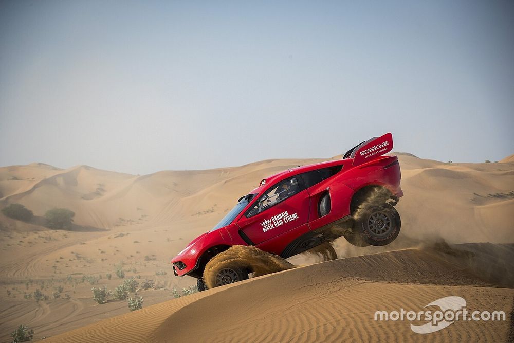 Ecco l'Hunter 4x4 di Loeb e Roma per la Dakar 2021