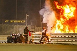Fotos: así fue el espeluznante accidente de Grosjean en Bahrein