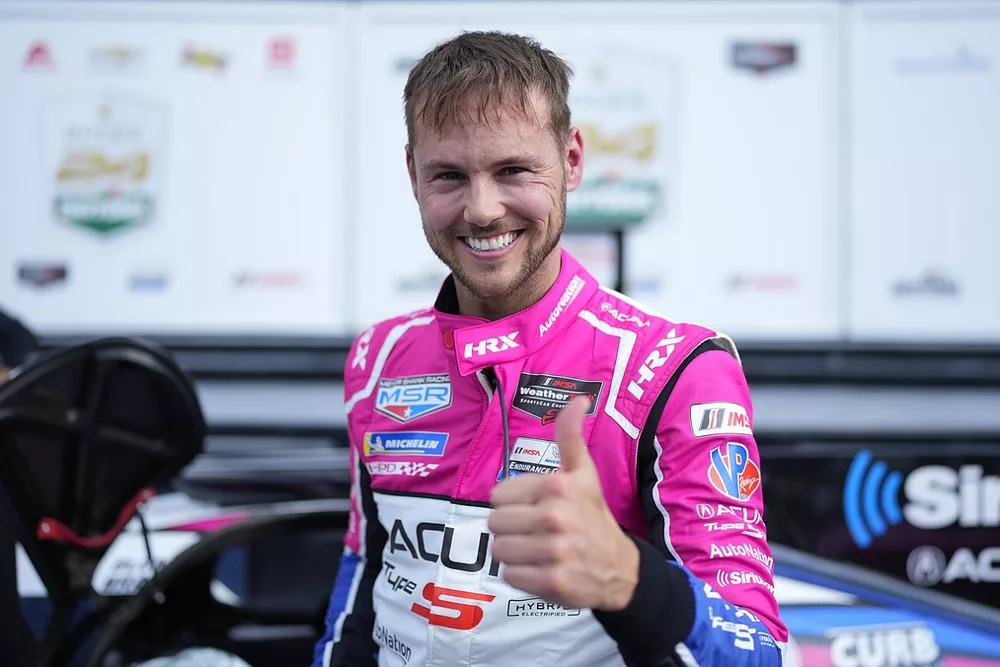 Pole sitter #60 Meyer Shank Racing w/ Curb Agajanian Acura ARX-06: Tom Blomqvist