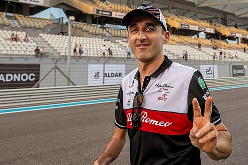 Kubica z kolejną godziną jazdy