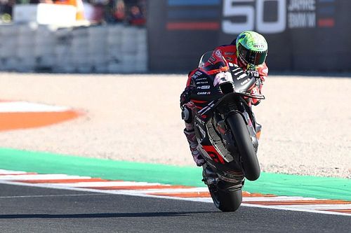 Espargaró: "Llevo tres carreras preocupado por el tercer puesto del Mundial"