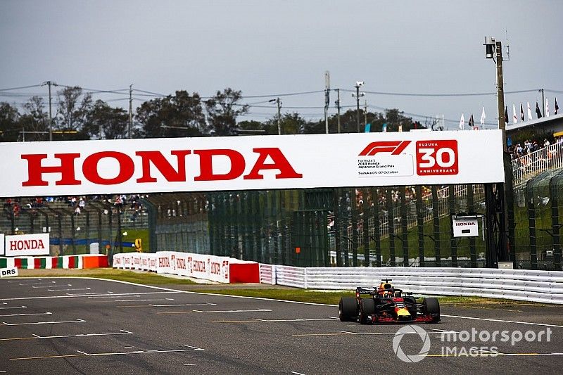 «Эти отношения уже намного крепче». Хорнер сравнил работу Red Bull с Honda и Renault