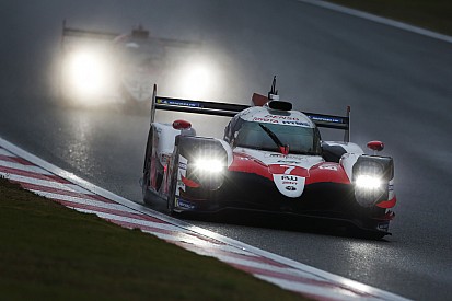 Samenvatting: Toyota domineert verregende 6 uur van Shanghai