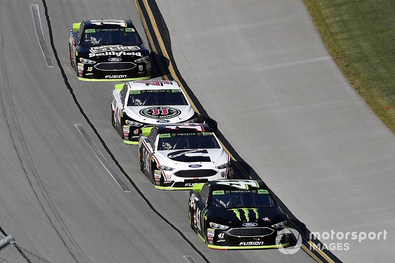 Harvick: SHR's plan was "all about survive and advance"
