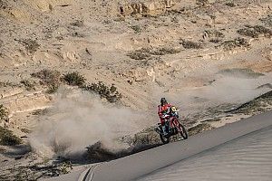 Benavides, primer sancionado por información adicional en el roadbook
