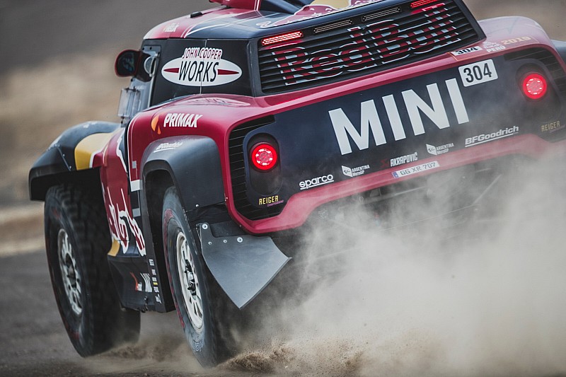 Peterhansel abandona el Dakar 2019