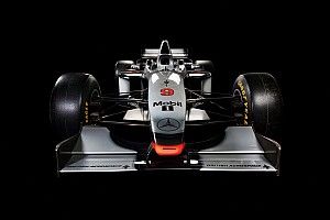 Minden idők egyik legvadabb F1-es bemutatója: McLaren MP4/12